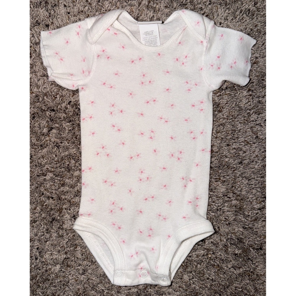 Baby Girl Clothes Vintage Carter's 3-6 Month Pink Flowers Bodysuit